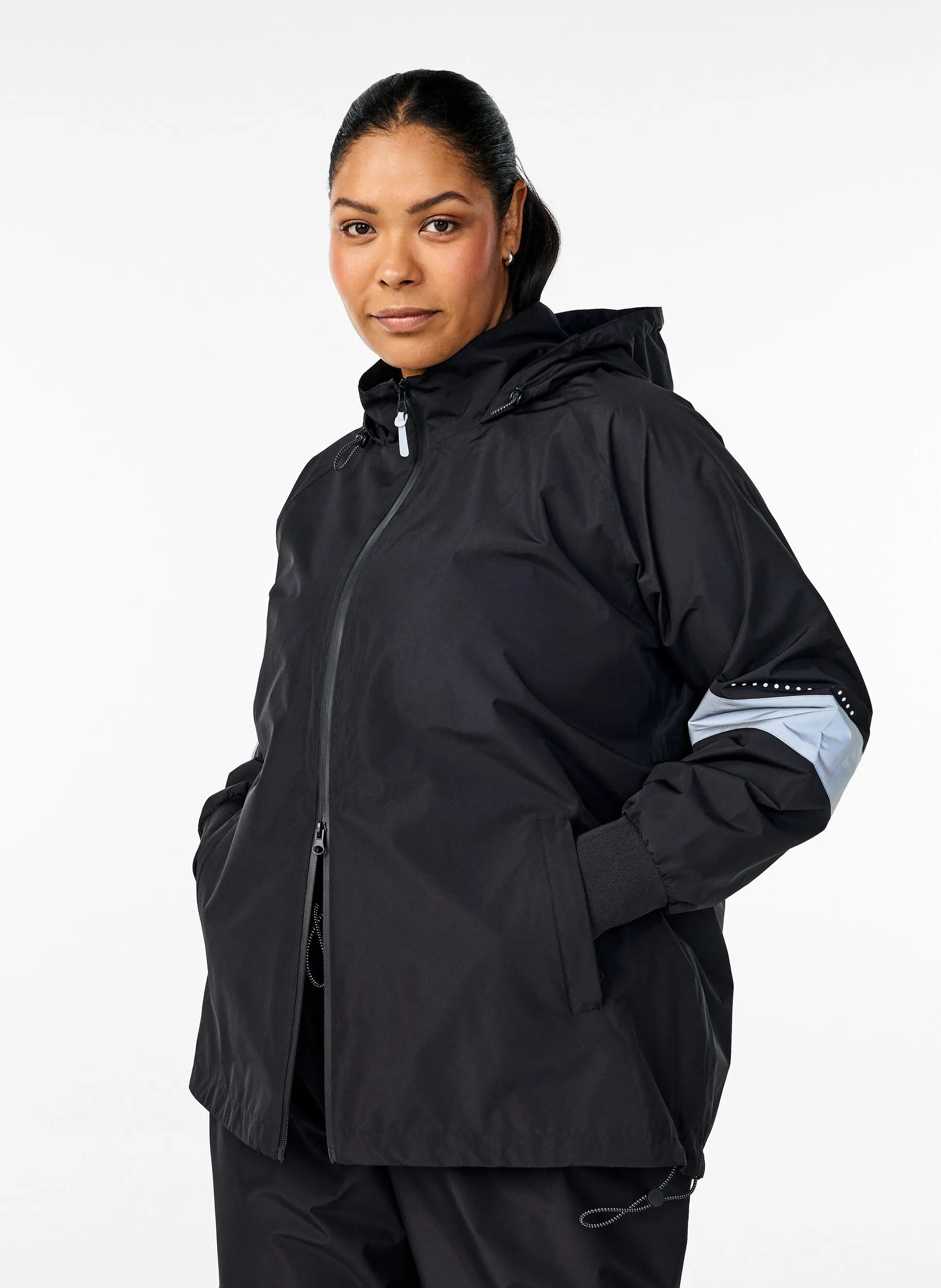 Regenjacke mit reflektierenden Details
