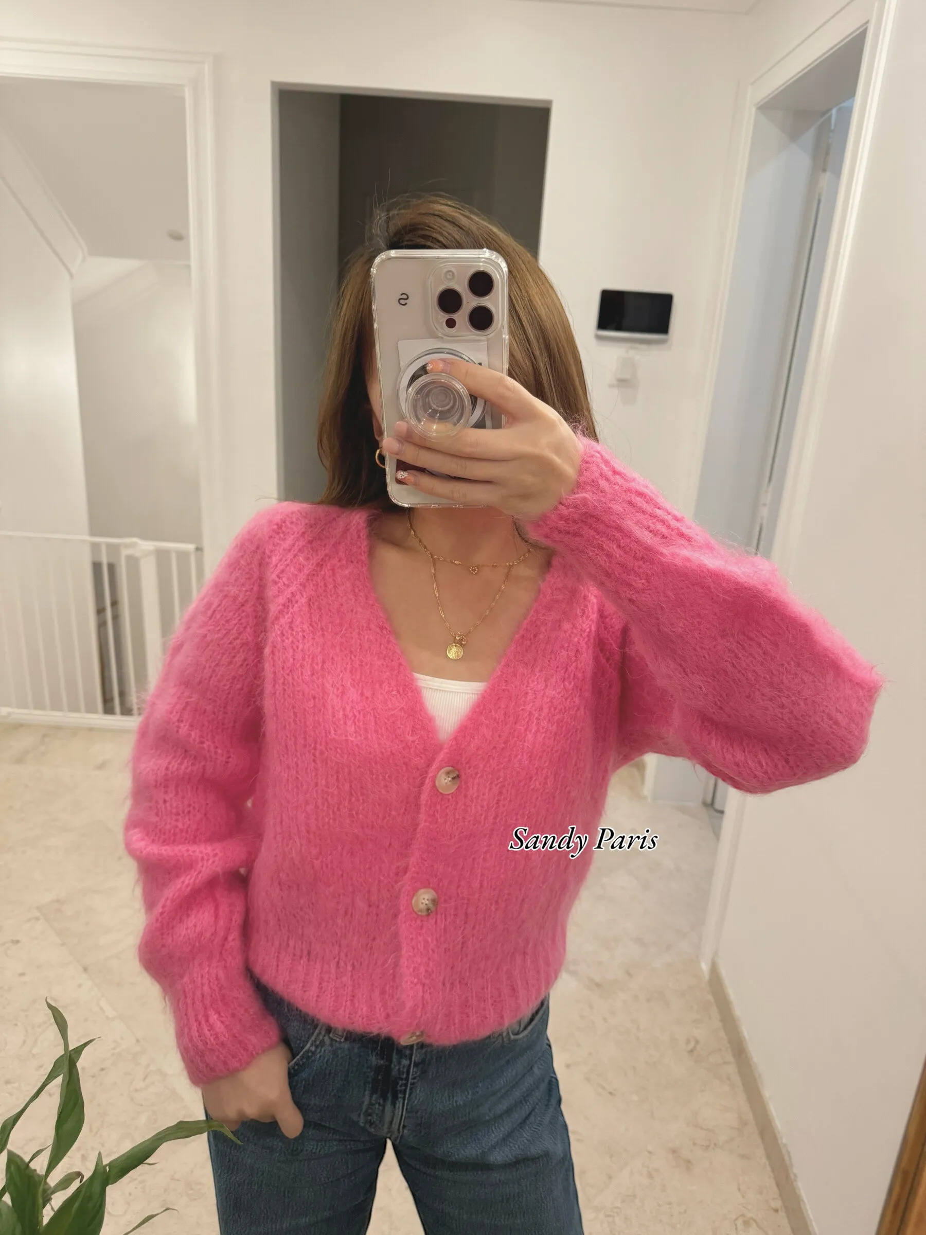 Strickjacke aus 70 % Mohair und 20 % Wolle